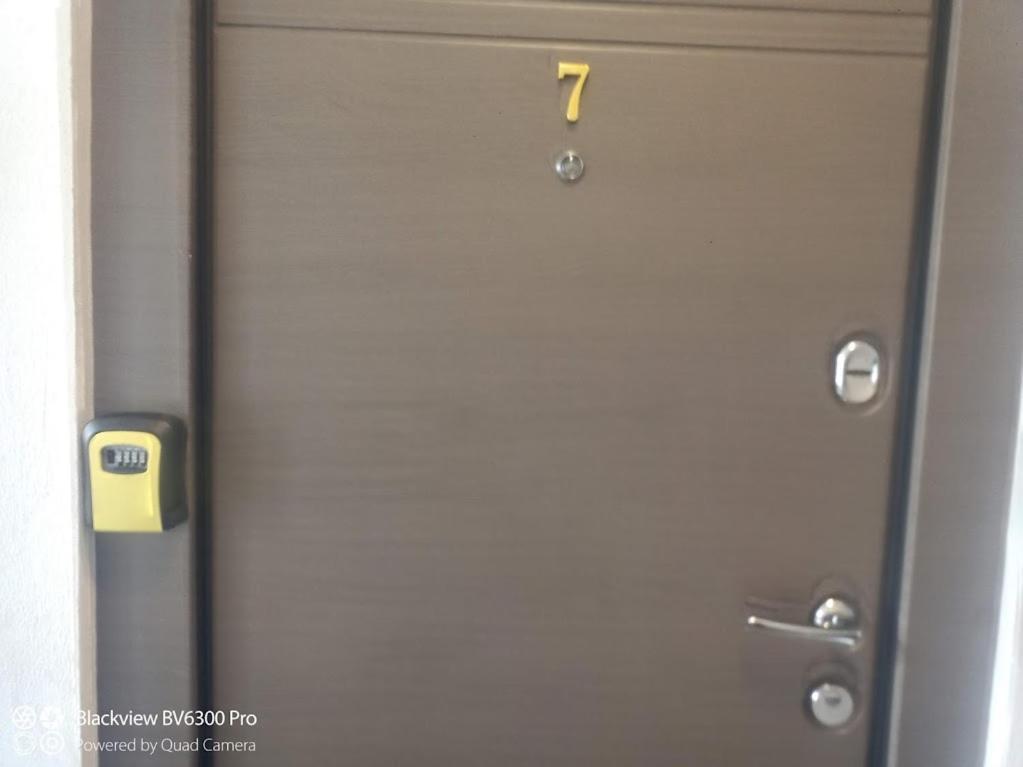 1 Small Studio, Central, Self Check In Sinaia Exterior foto